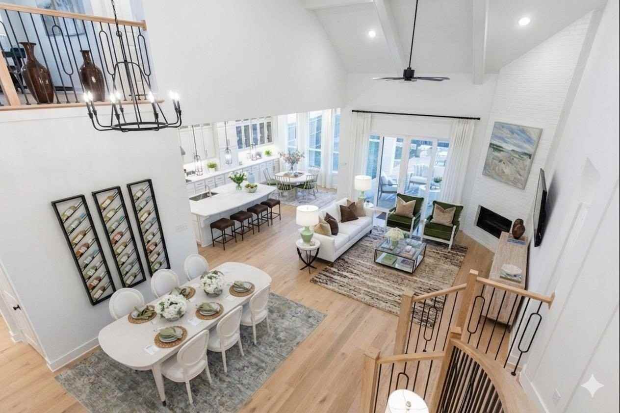 1711 Veneto Dr - Photo 4 of 12