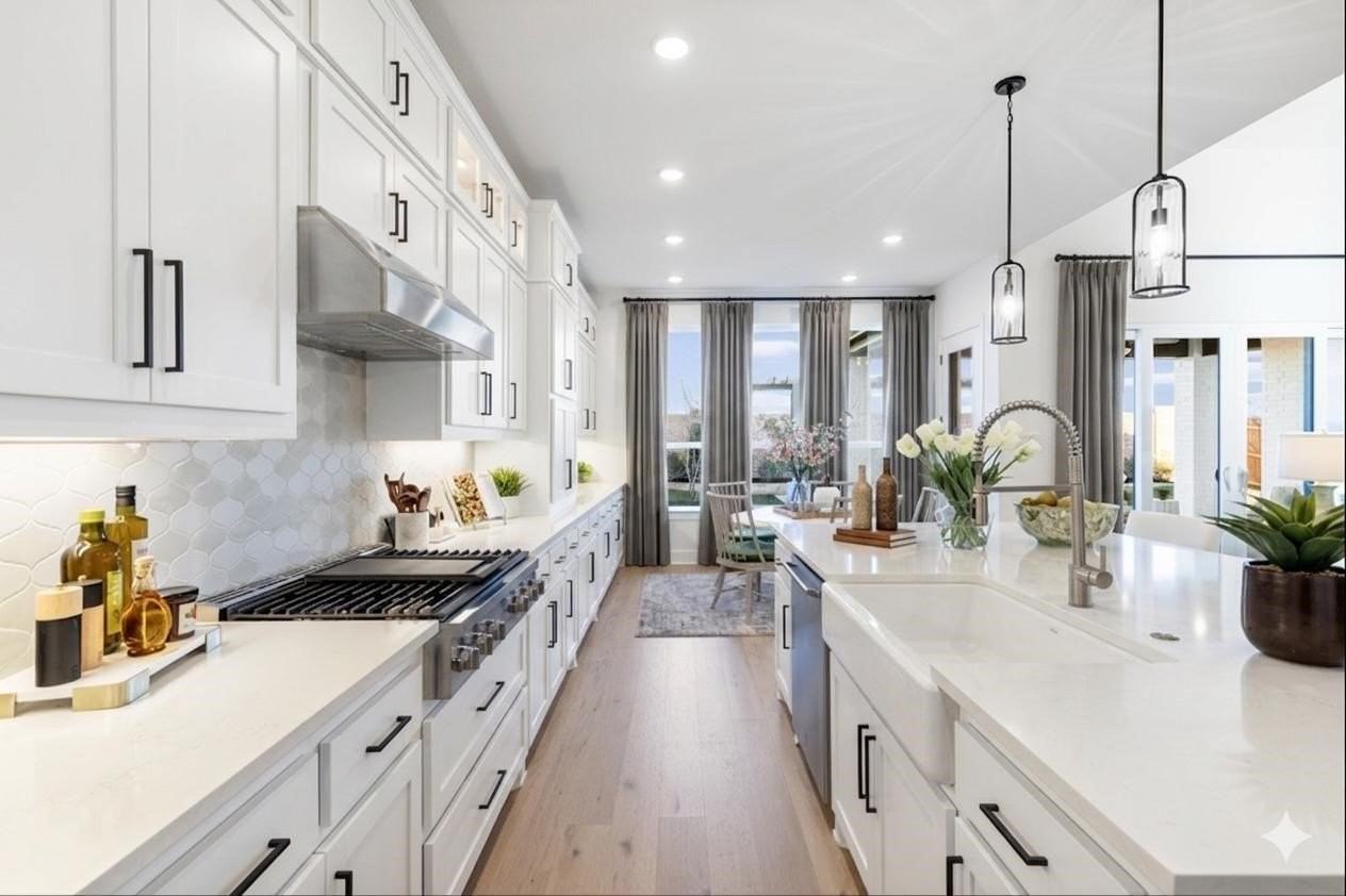 1711 Veneto Dr - Photo 5 of 12