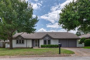 featured image of 6540 Victoria Ave