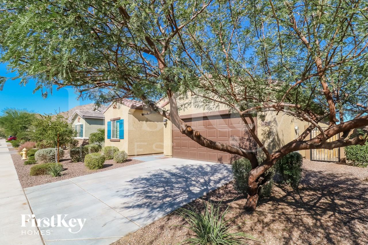 21380 W Monte Vista Rd - Photo 2 of 18