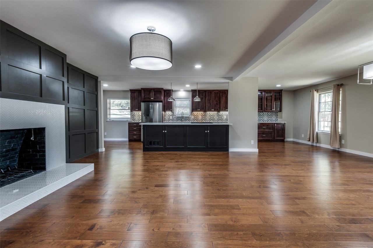 10908 Colbert Way - Photo 3 of 22