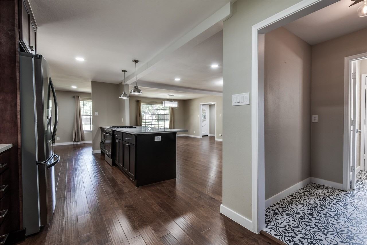 10908 Colbert Way - Photo 7 of 22