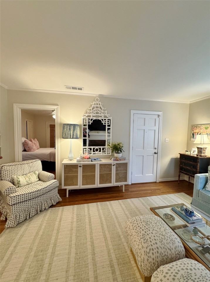 5101 W Amherst Ave - Photo 3 of 13