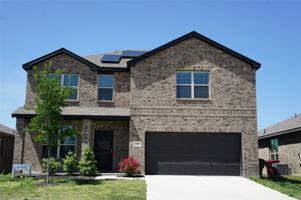 featured image of 1004 Waverly Dr