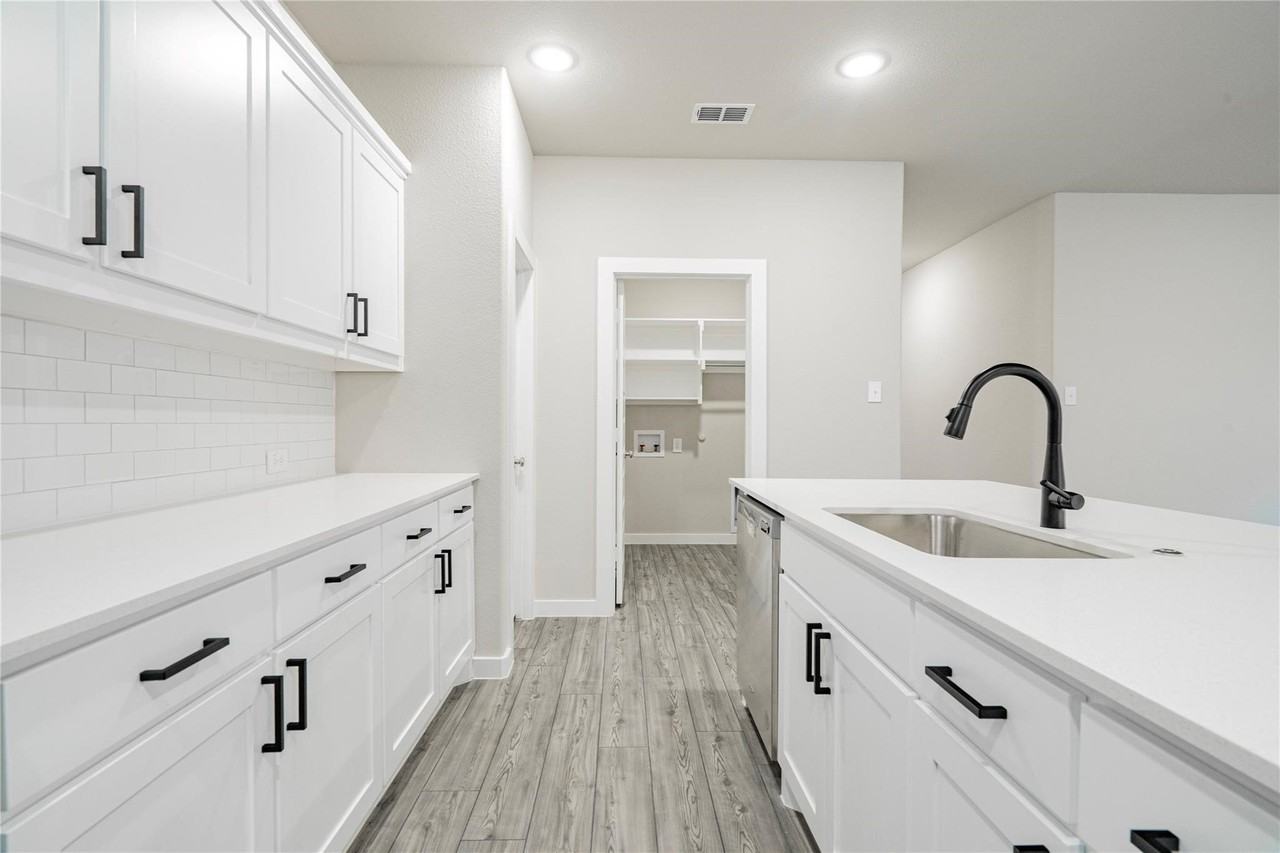 2529 Moser Ln - Photo 6 of 29