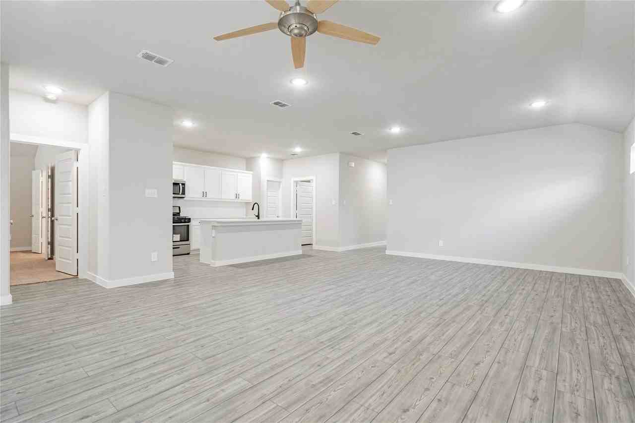 2529 Moser Ln - Photo 7 of 29