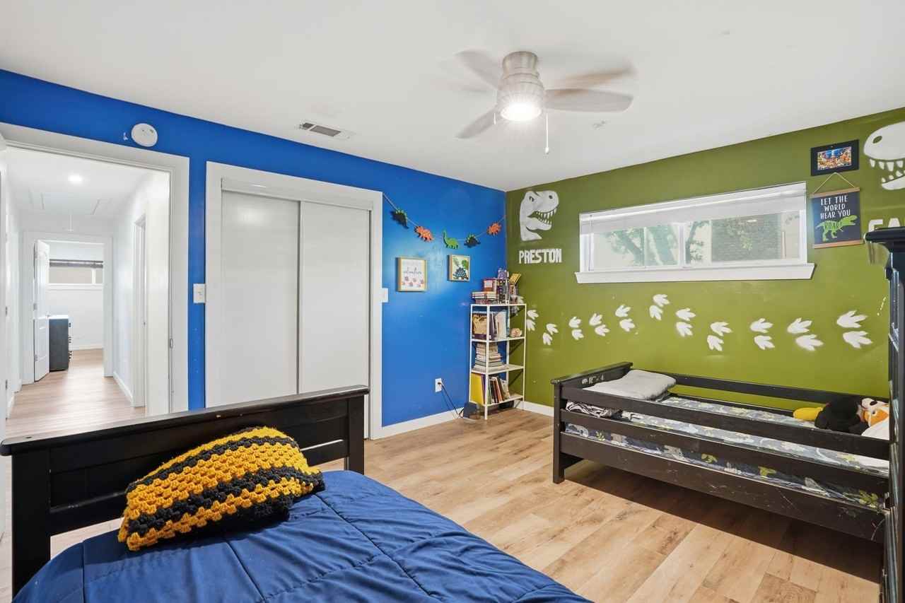 5017 Fox Hill Ln - Photo 6 of 26