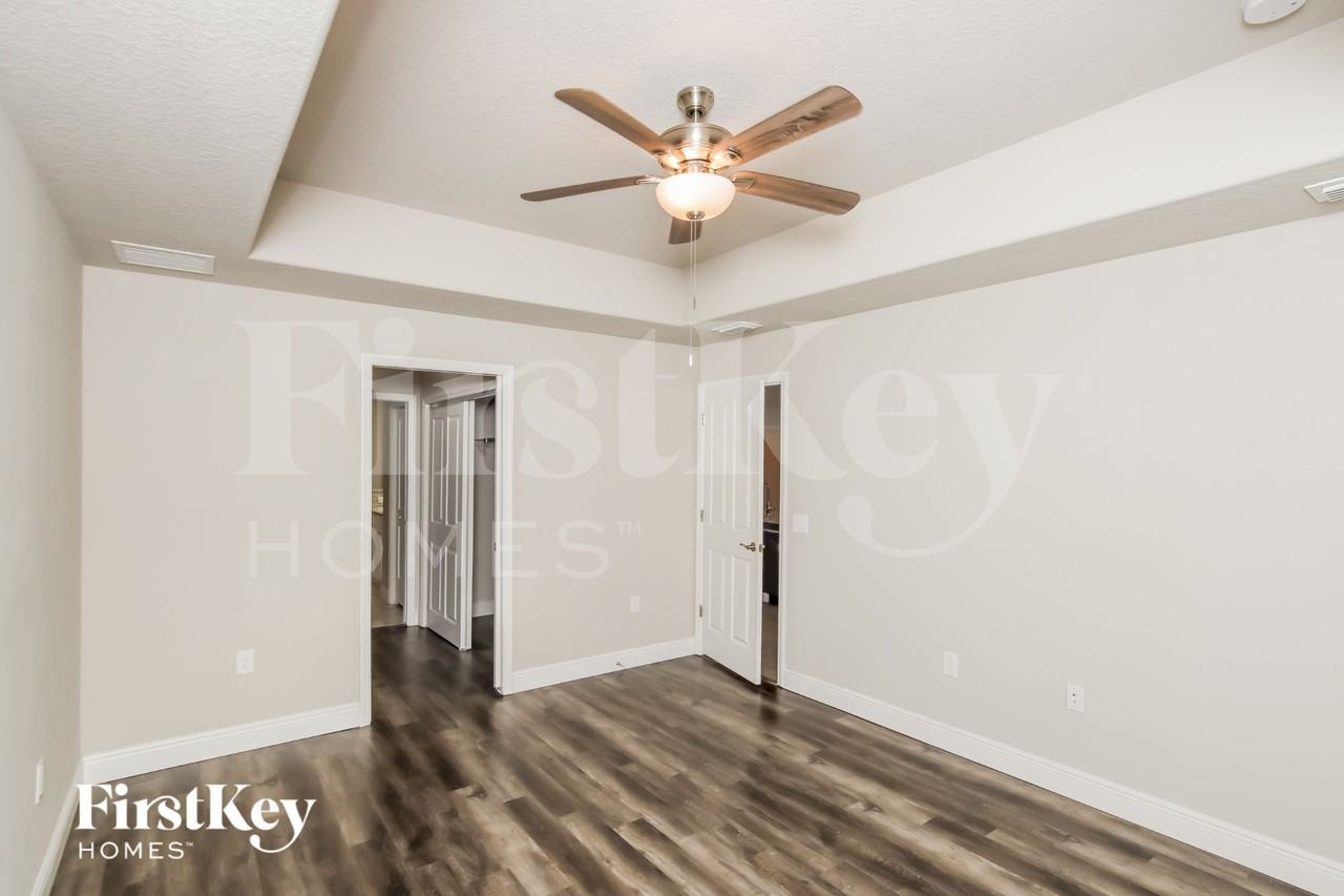 926 Braganza Ave Se - Photo 7 of 16