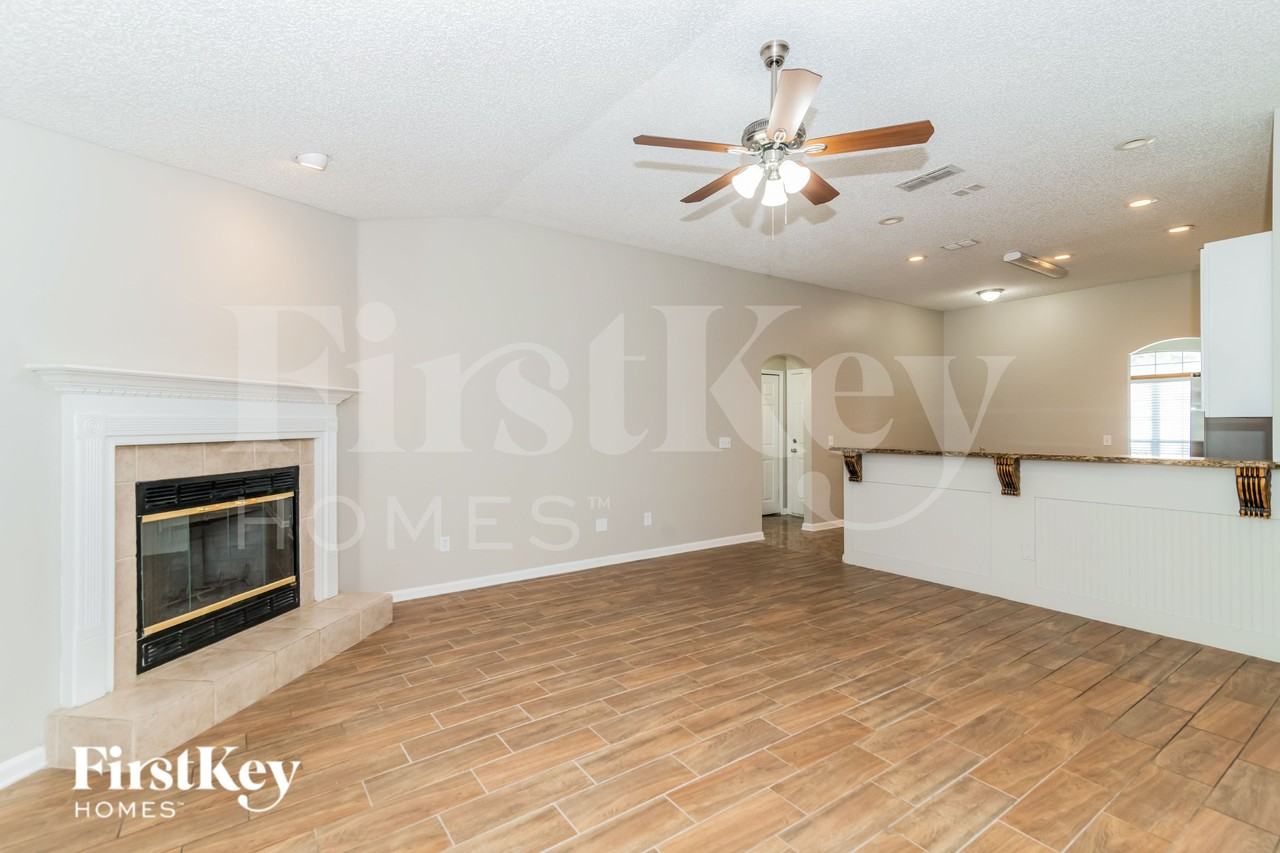 8370 Watermill Blvd - Photo 2 of 18