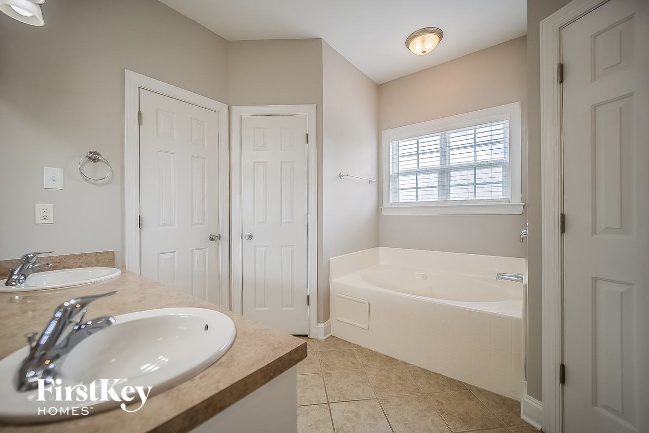 7705 Eagle Lake Rd - Photo 7 of 15