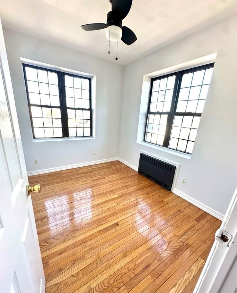 890 W Beech St #1D - Photo 6 of 8