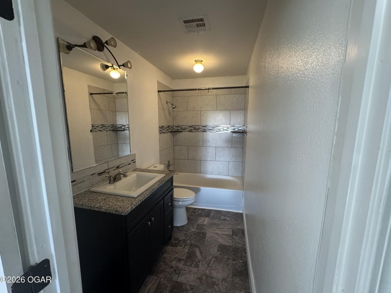 310 Martin Ave - Photo 7 of 11