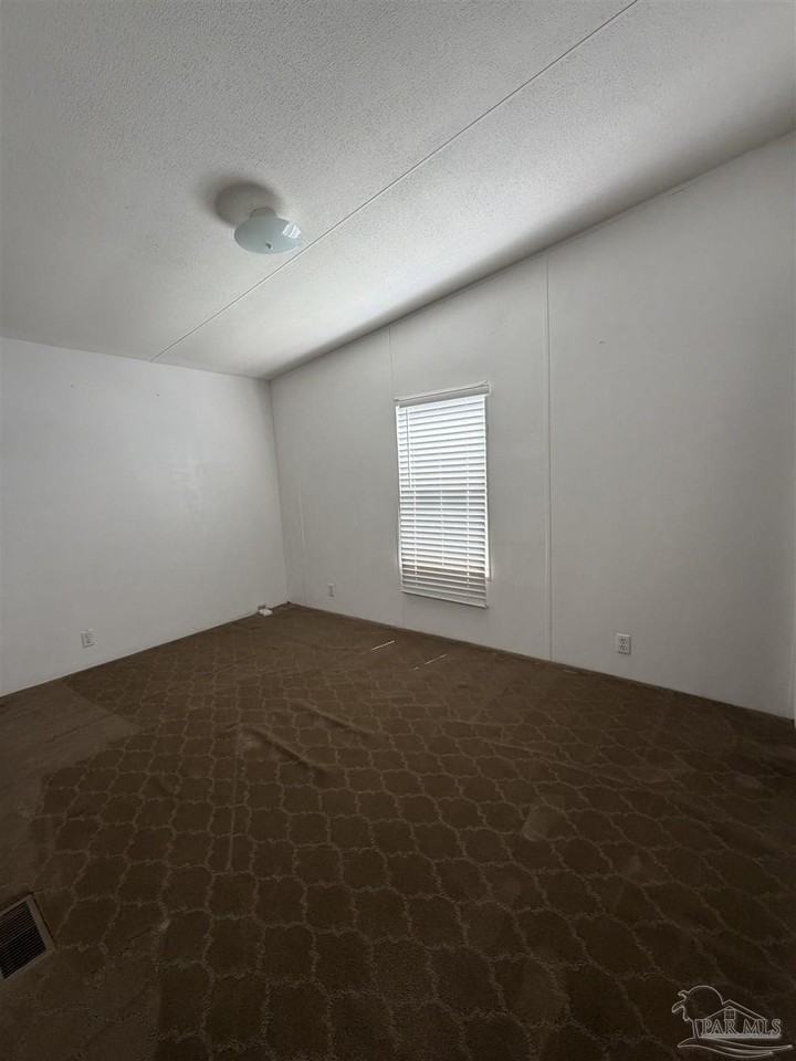 5541 Sunkist Cir - Photo 5 of 15