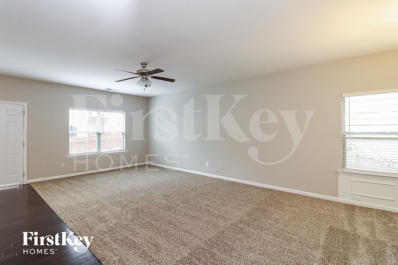 505 Mill Ridge Rd - Photo 2 of 15
