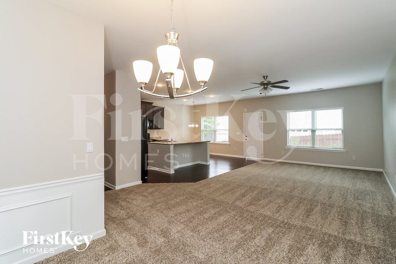 505 Mill Ridge Rd - Photo 5 of 15