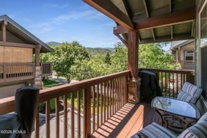 featured image of 1653 Fox Hollow Ln #E