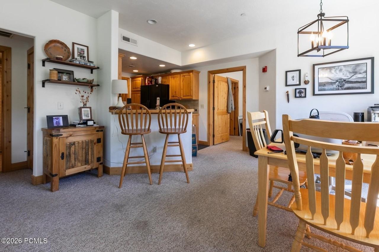1653 Fox Hollow Ln #E - Photo 5 of 29