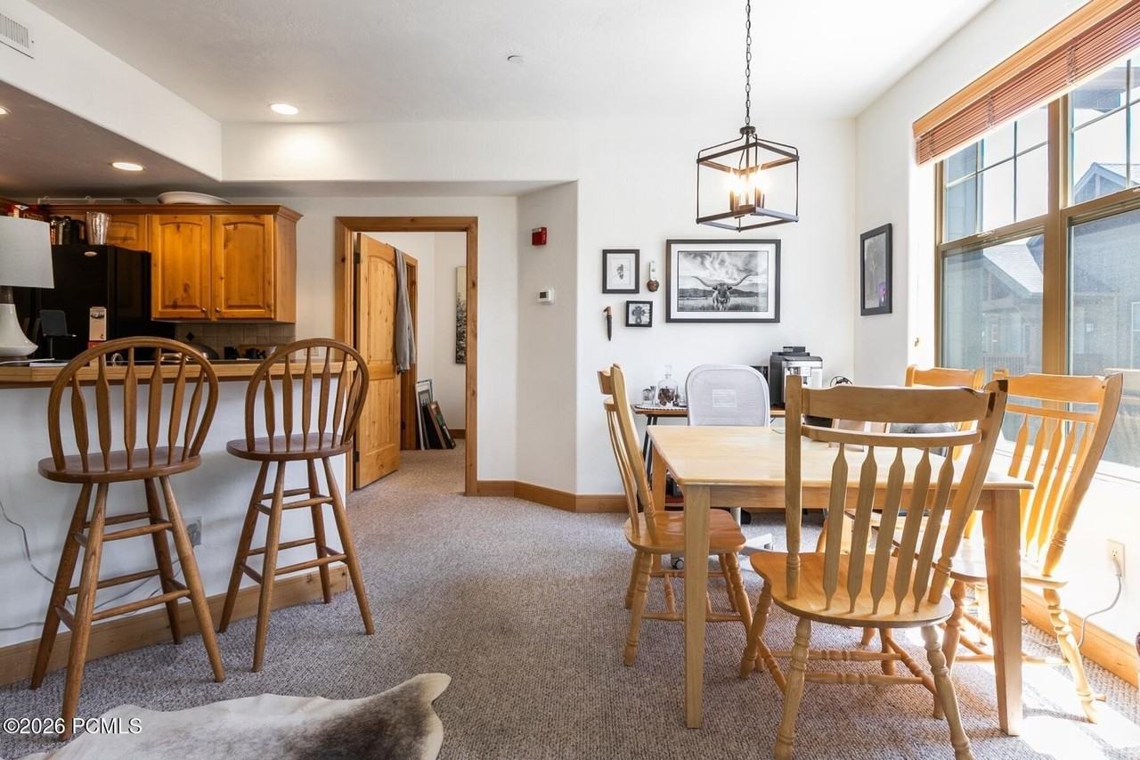 1653 Fox Hollow Ln #E - Photo 7 of 29