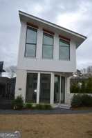 featured image of 370 2nd St