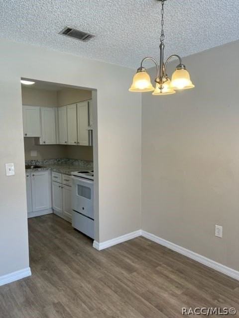 952 Ne 8th Ave - Photo 5 of 17