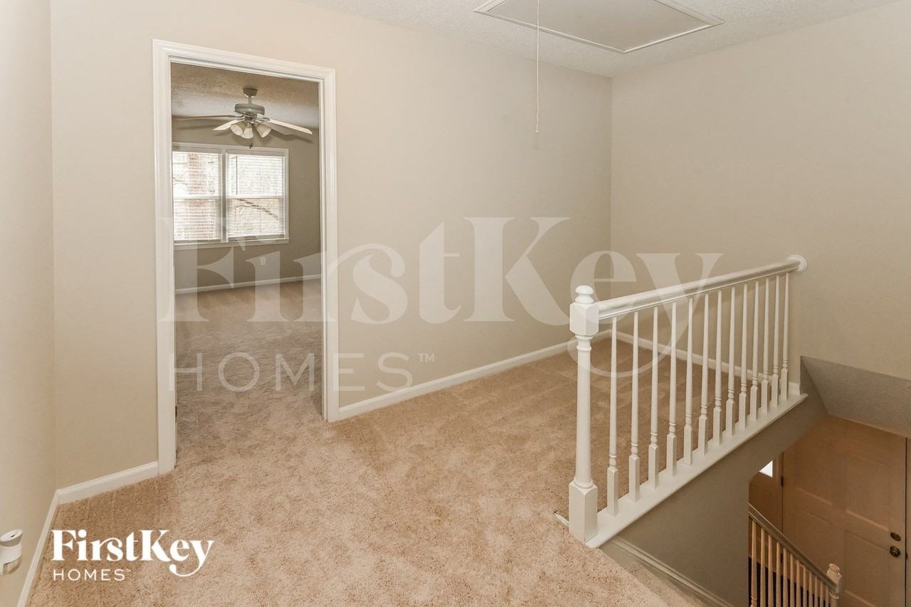 6831 Van De Rohe Dr - Photo 5 of 13