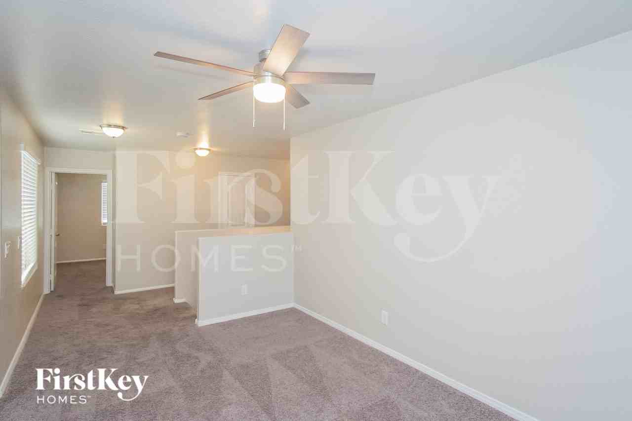 6710 Crystal Run Ln - Photo 6 of 15