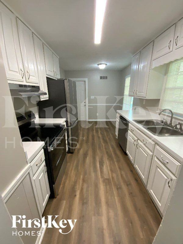 1051 Tony Valley Dr Se - Photo 5 of 11