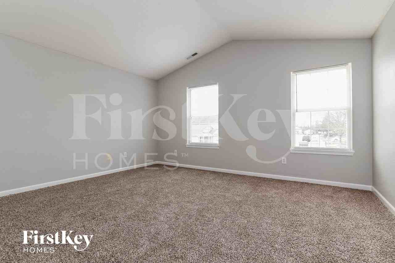 10256 Clear Sky Dr - Photo 7 of 14