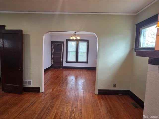 3254 Hogarth St - Photo 3 of 36