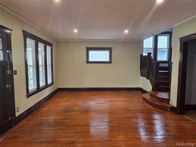 3254 Hogarth St - Photo 4 of 36