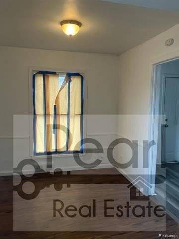 19474 Schaefer Hwy - Photo 3 of 8