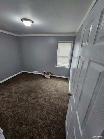 8442 Warwick St - Photo 2 of 30