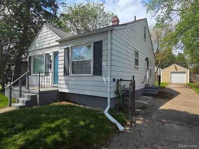 7211 Paige Ave - Photo 2 of 20