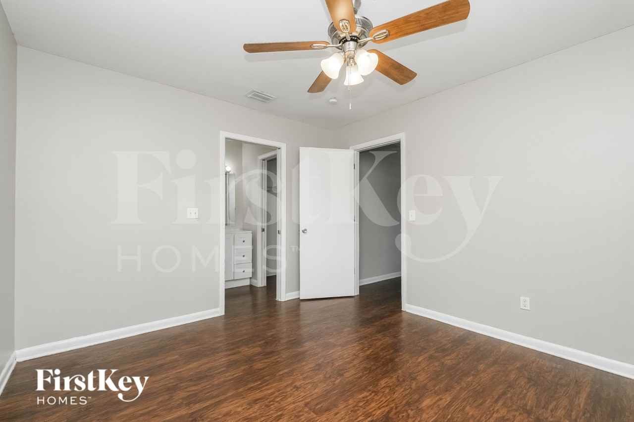 9331 Forest Hills Dr - Photo 6 of 17