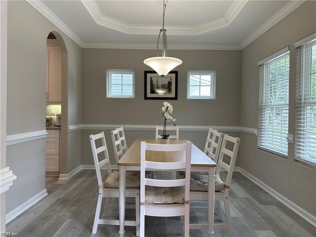 432 E Gilpin Ave - Photo 3 of 18