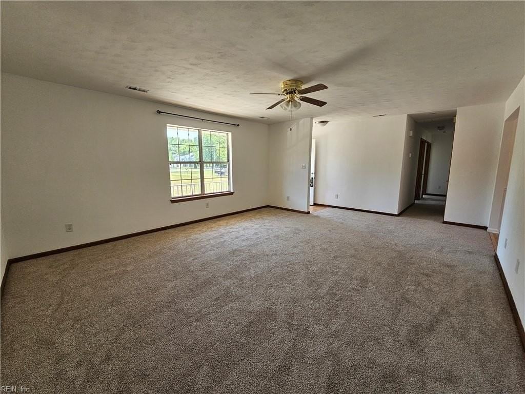 2164 Shipyard Rd - Photo 5 of 26