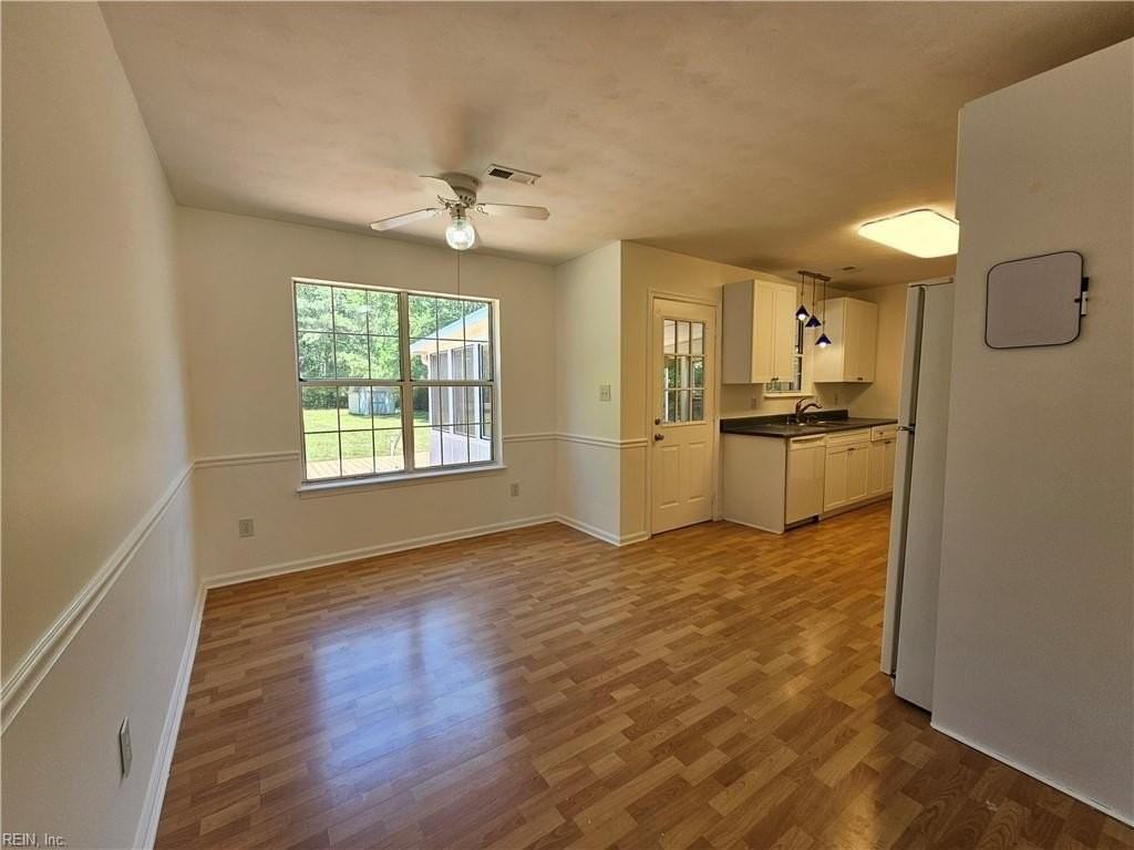 2164 Shipyard Rd - Photo 7 of 26