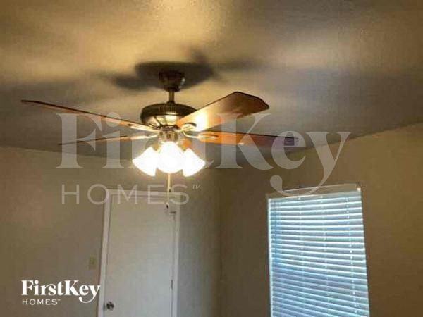 6481 Whitehurst Dr - Photo 6 of 10