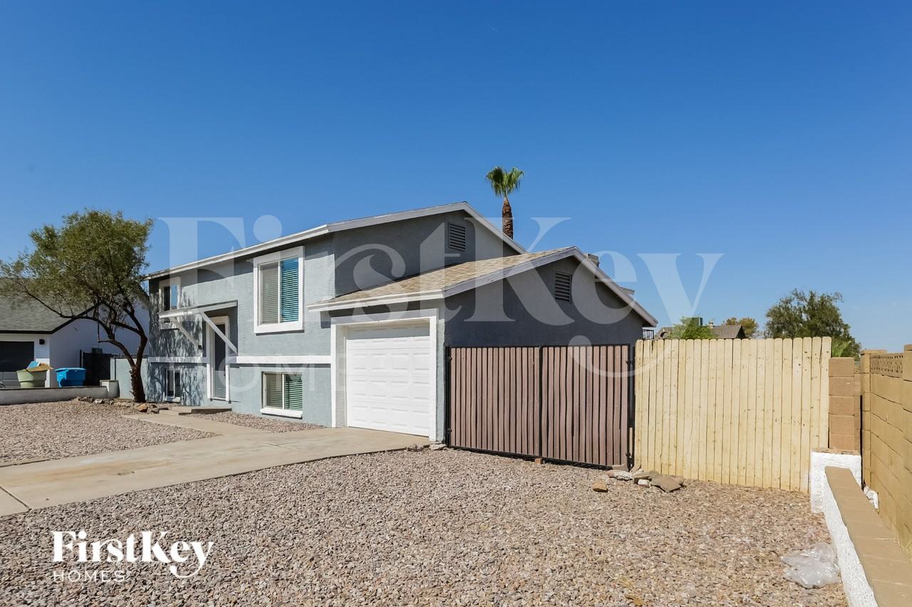 6008 S 45th Pl - Photo 2 of 18
