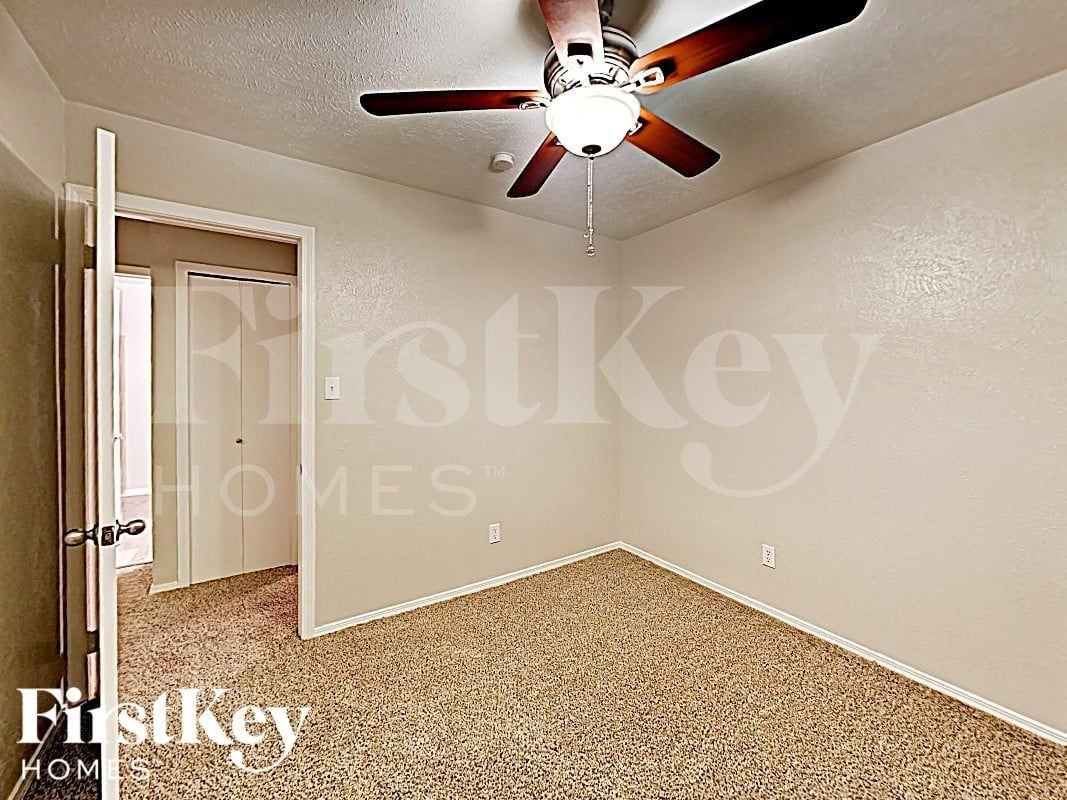 2805 Galemeadow Dr - Photo 7 of 17