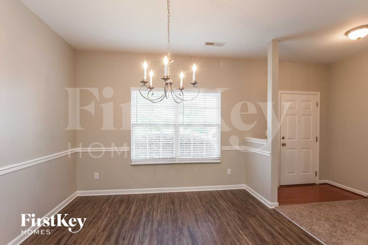 2026 Craver Meadows Dr - Photo 5 of 18