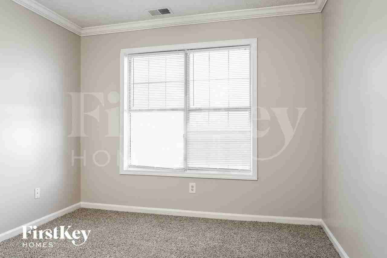 120 Grayview Ct - Photo 6 of 15