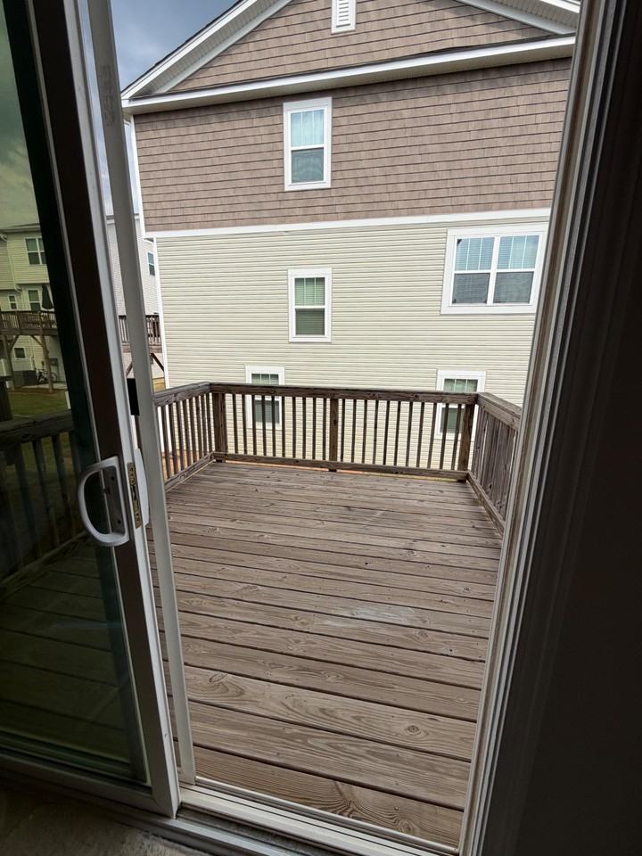 Pirates Pl - Photo 3 of 13