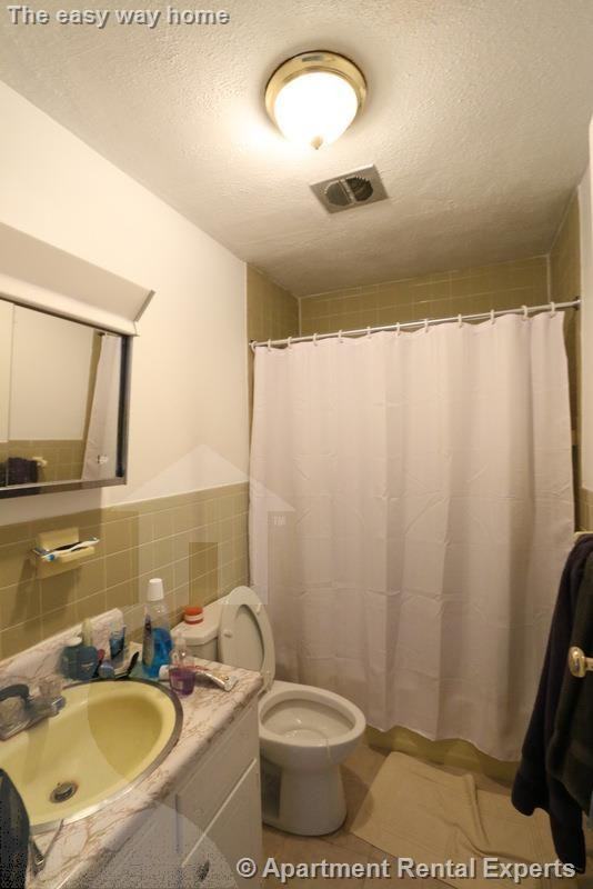 41 Belmont St #31 - Photo 7 of 19