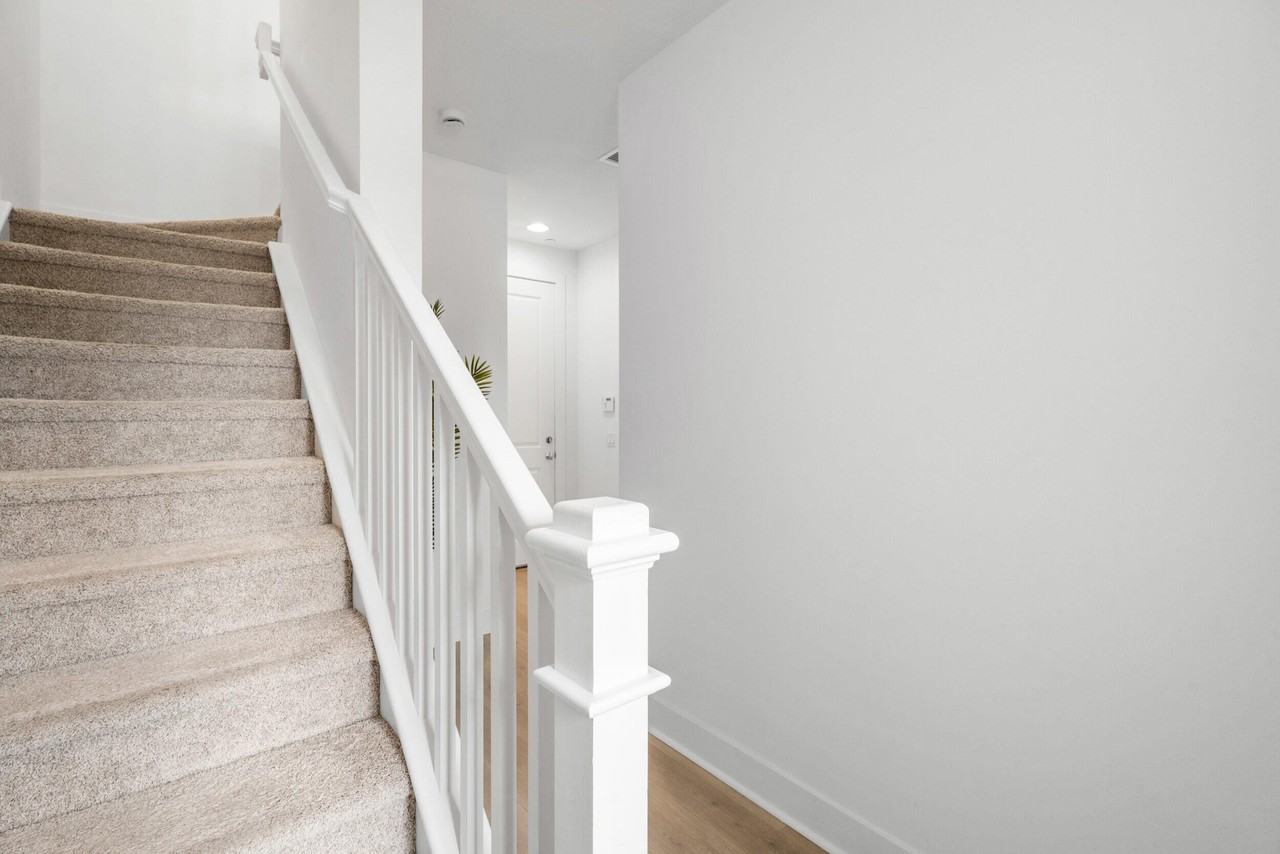 5143 Beckman Ter - Photo 4 of 24