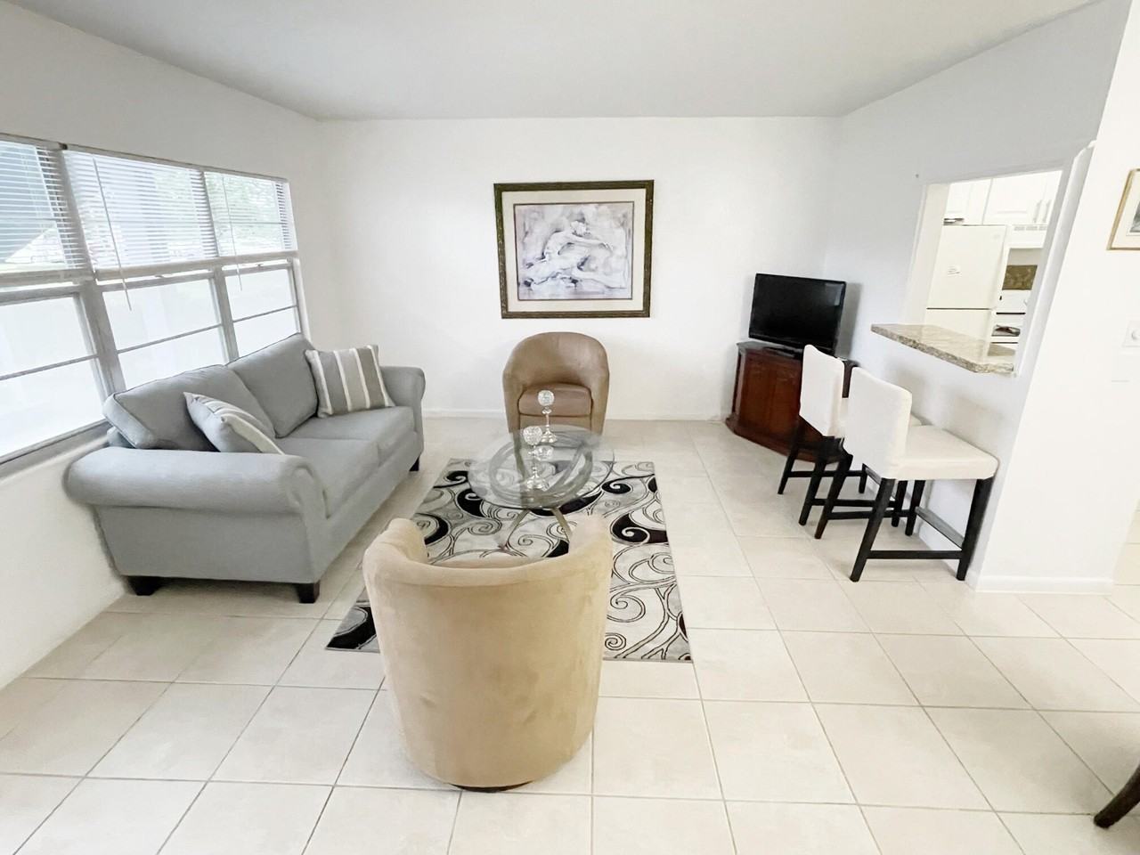 171 Suffolk E #171 - Photo 7 of 21