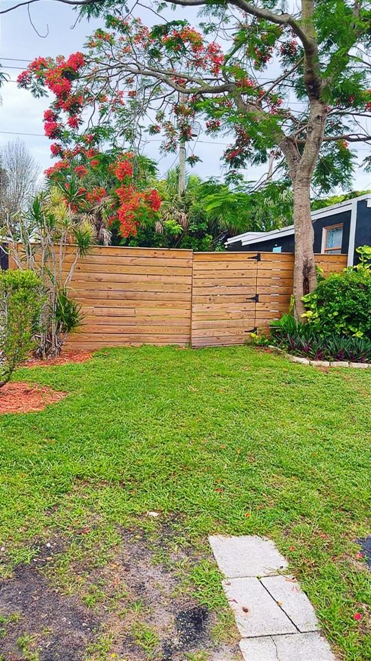 3650 Nw 44th Ave - Photo 3 of 12