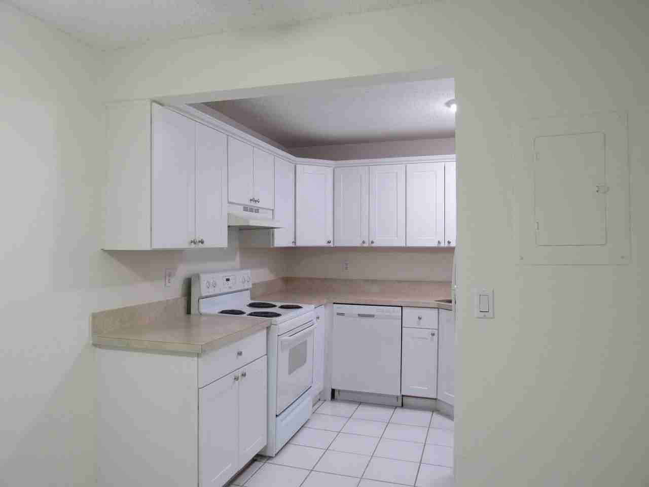 2110 Se Edler Dr - Photo 5 of 17