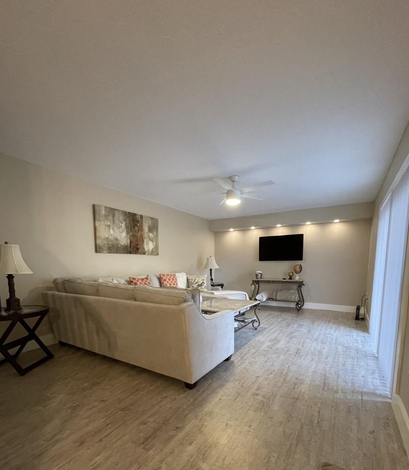 2531 25th Ct - Photo 4 of 39