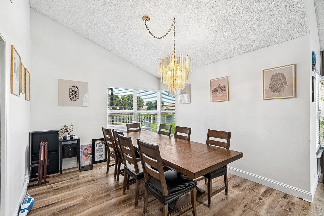 7366 Ashley Shores Cir - Photo 7 of 33